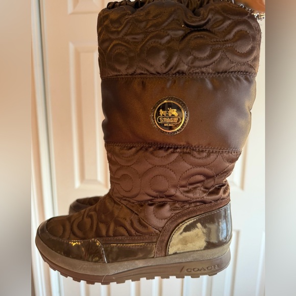 Coach Drexel Quilted Chocolate Brown 
Winter Boots Women’s Size: 8 - Picture 4 of 9